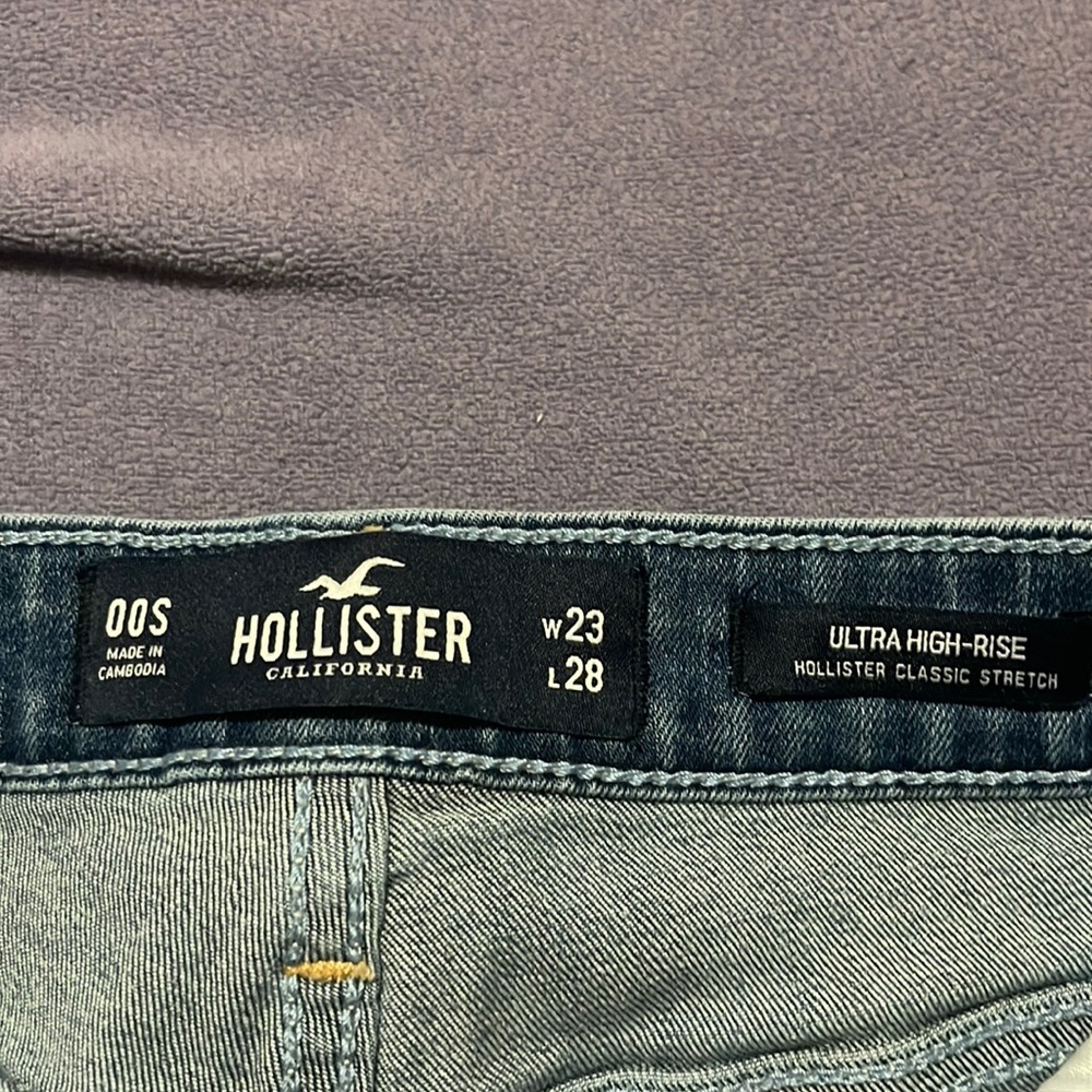Hollister Jeans